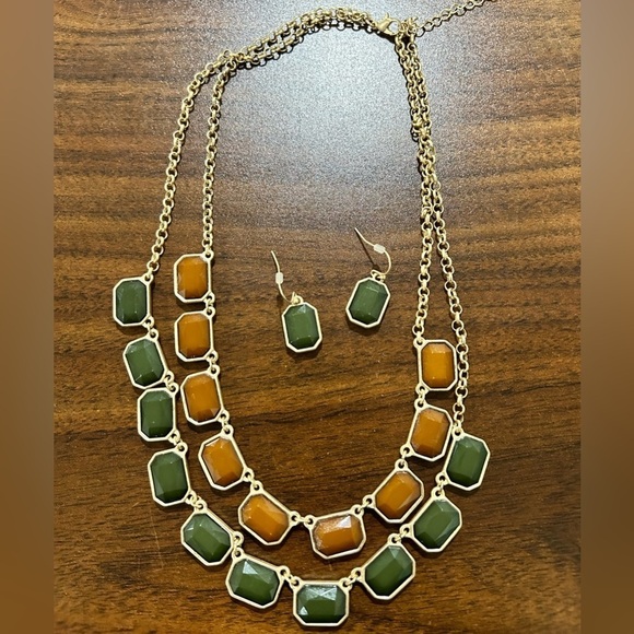 Rectangular Stone Necklace - Picture 6 of 7